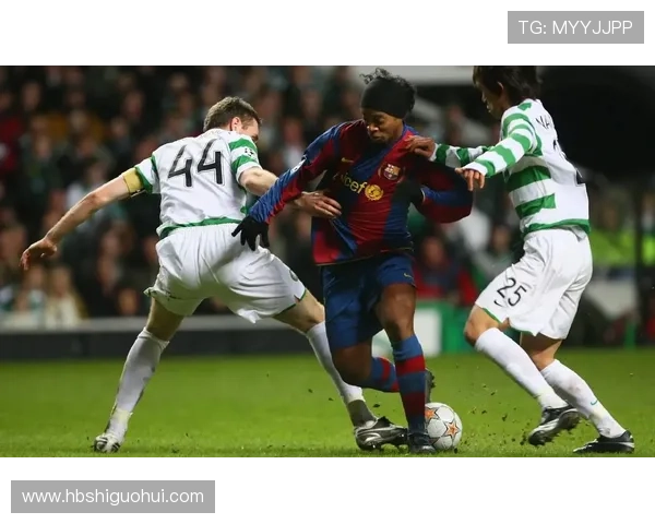 九号球衣传奇足球明星的辉煌历程与不朽足迹揭秘